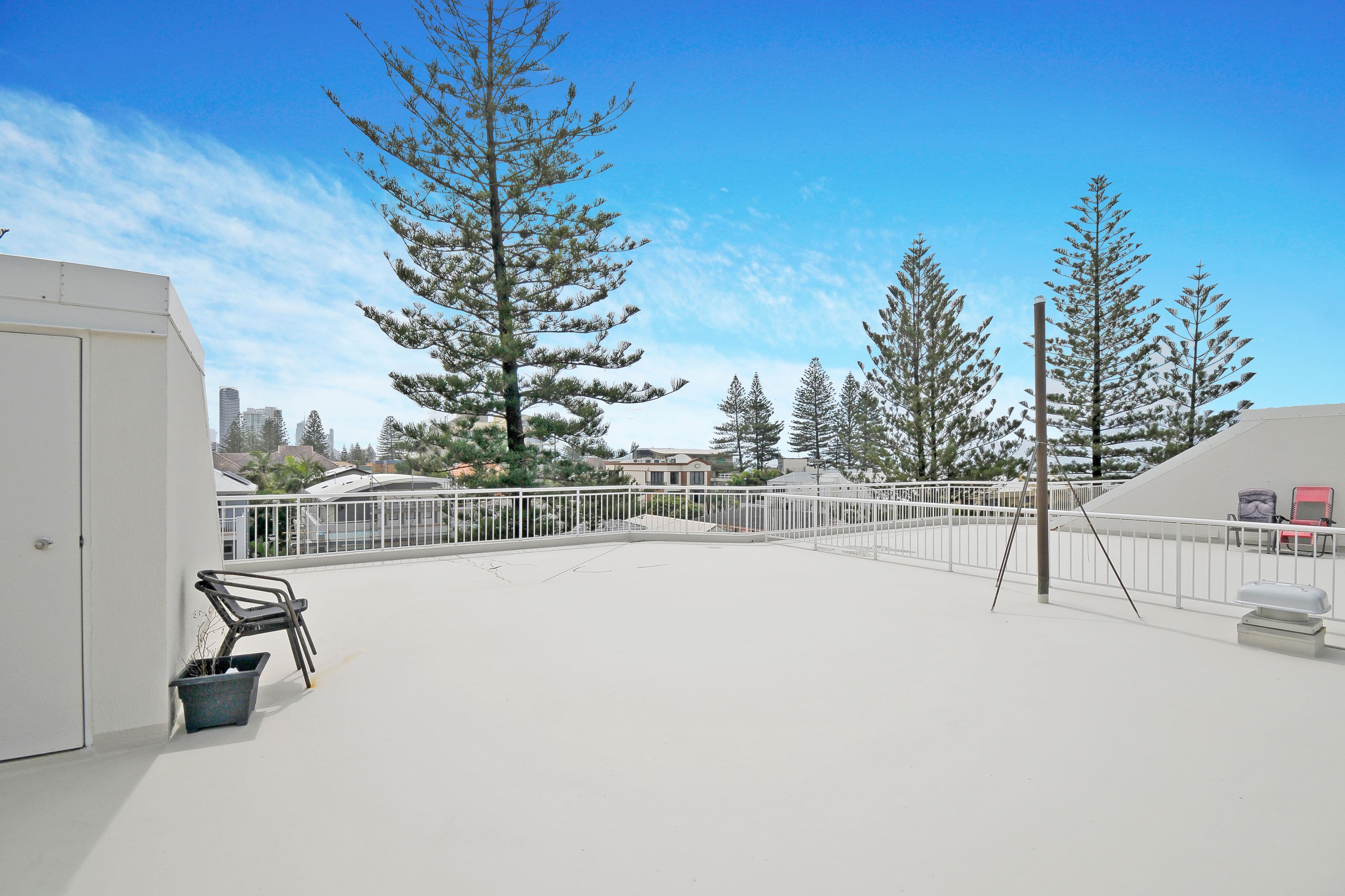 10 Dudley Street, Mermaid Beach QLD 4218, Mermaid Beach - Thumbnail 6