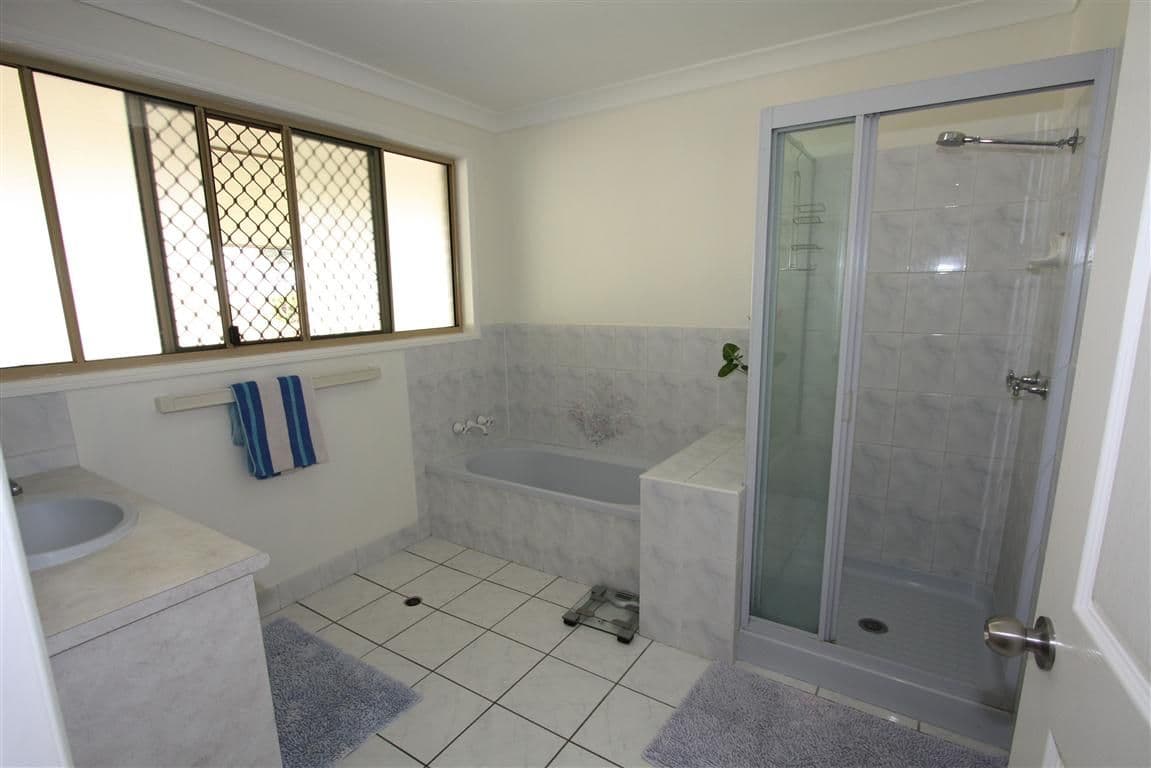 11 Hendy Drive, GLENLEE QLD 4711, Glenlee - Thumbnail 6
