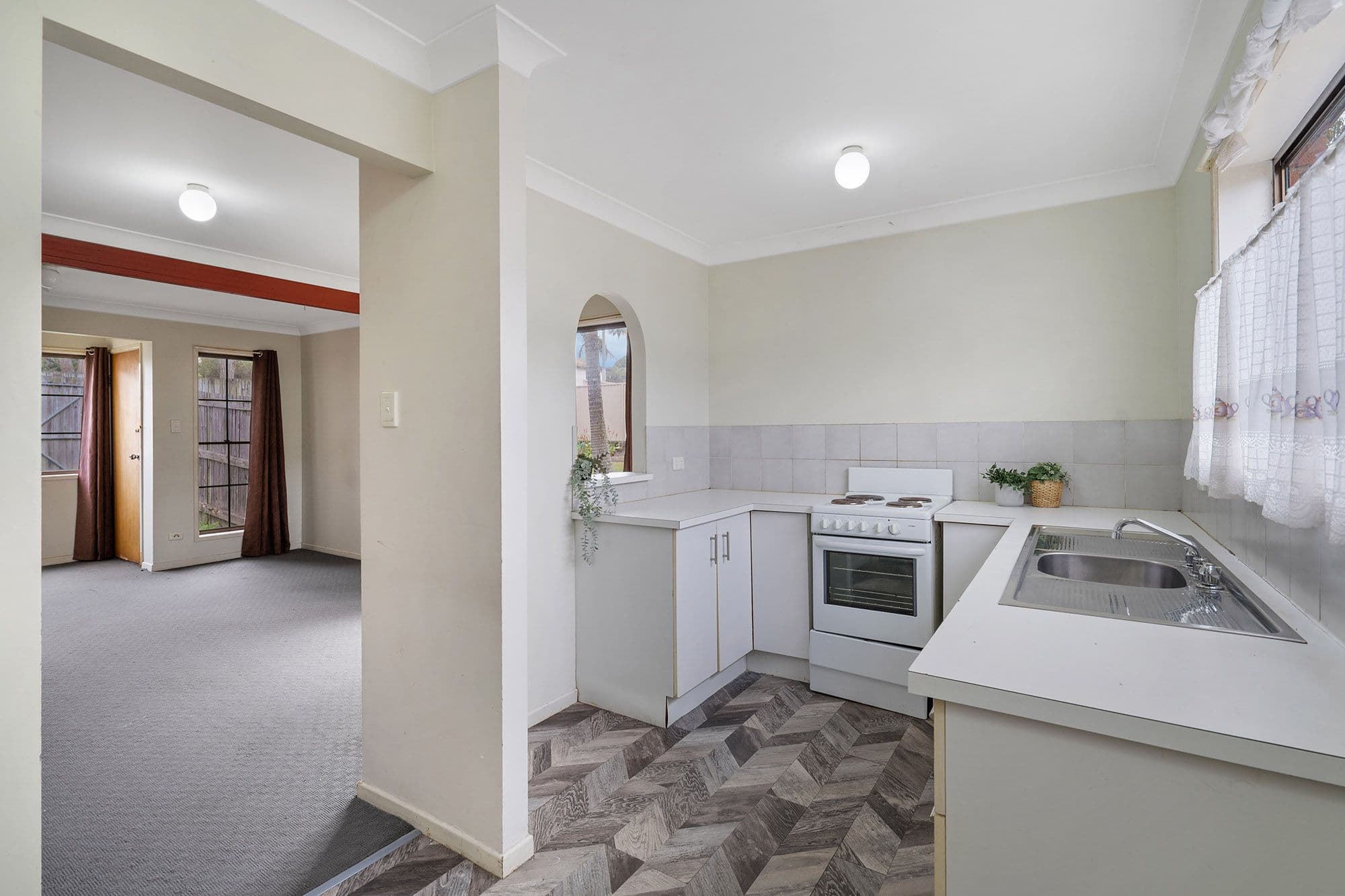 39-43 Garfield Road, Woodridge QLD 4114, Woodridge - Thumbnail 8