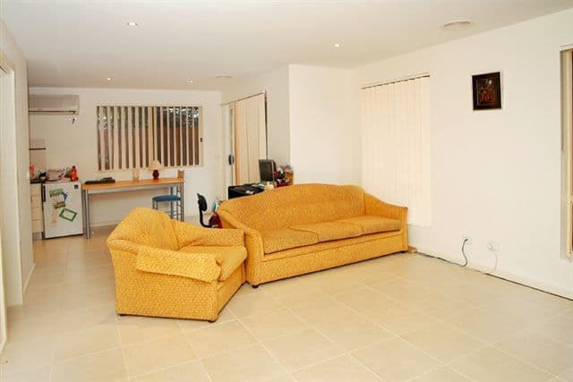 1 Bank Street, CRAIGIEBURN VIC 3064, Craigieburn - Thumbnail 2