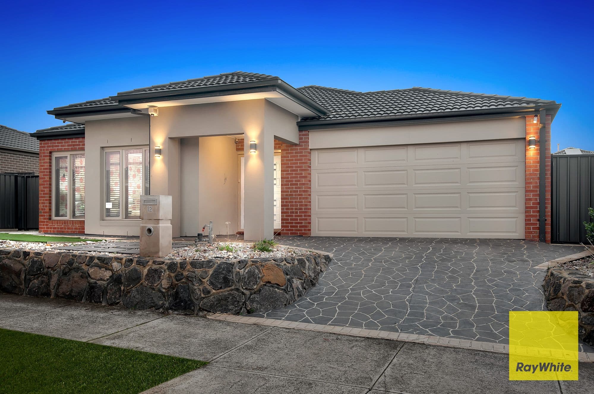 12 Toucan Road, Tarneit VIC 3029, Tarneit - Thumbnail 2