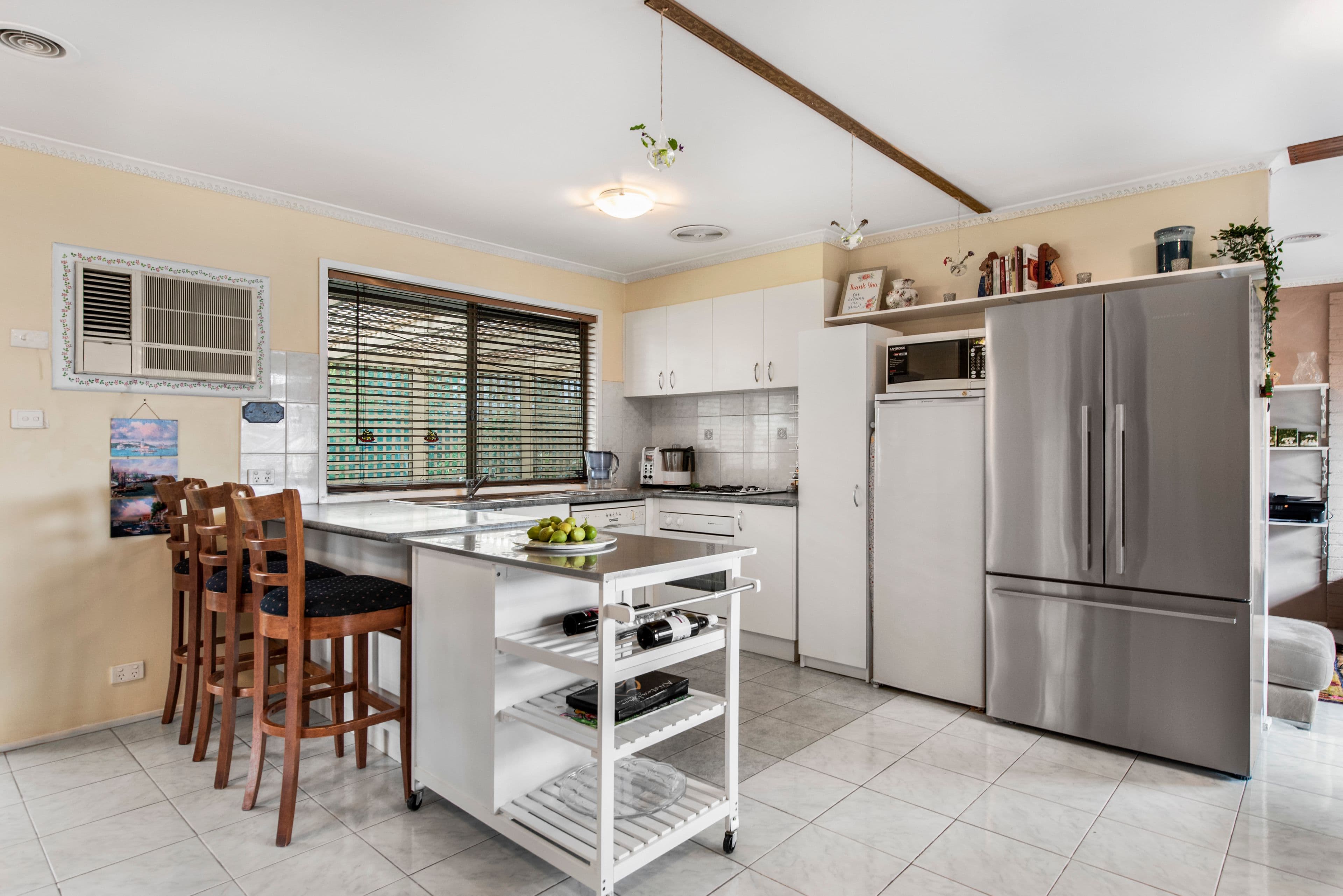 9 Kingston Avenue, Pakenham VIC 3810, Pakenham - Thumbnail 3