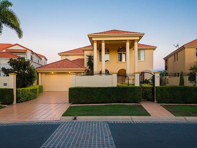 12 Clear Water Bay Avenue, Clear Island Waters QLD 4226, Clear Island Waters - Thumbnail 8