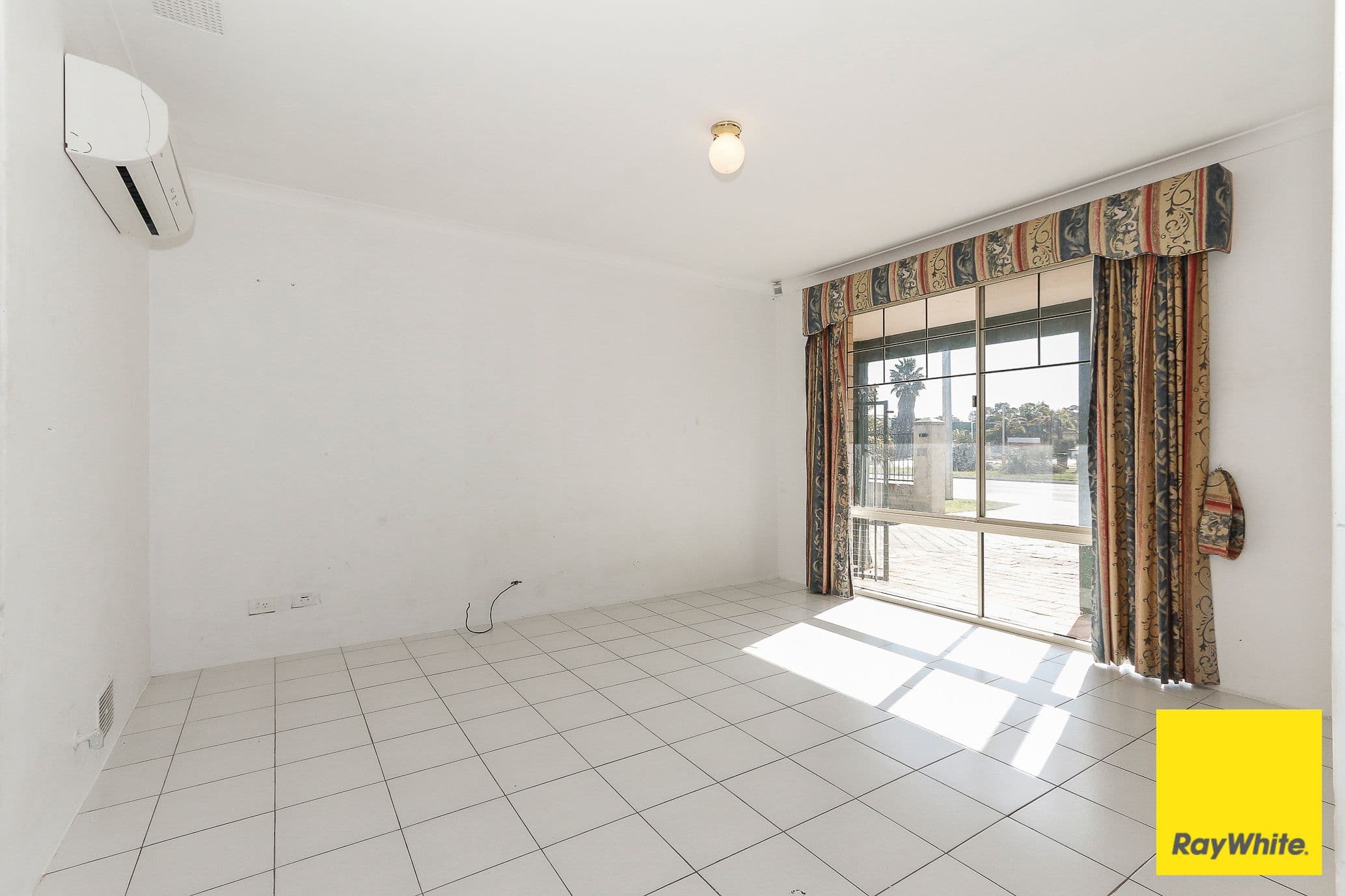 160 Morley Drive East, Eden Hill WA 6054, Eden Hill - Thumbnail 7
