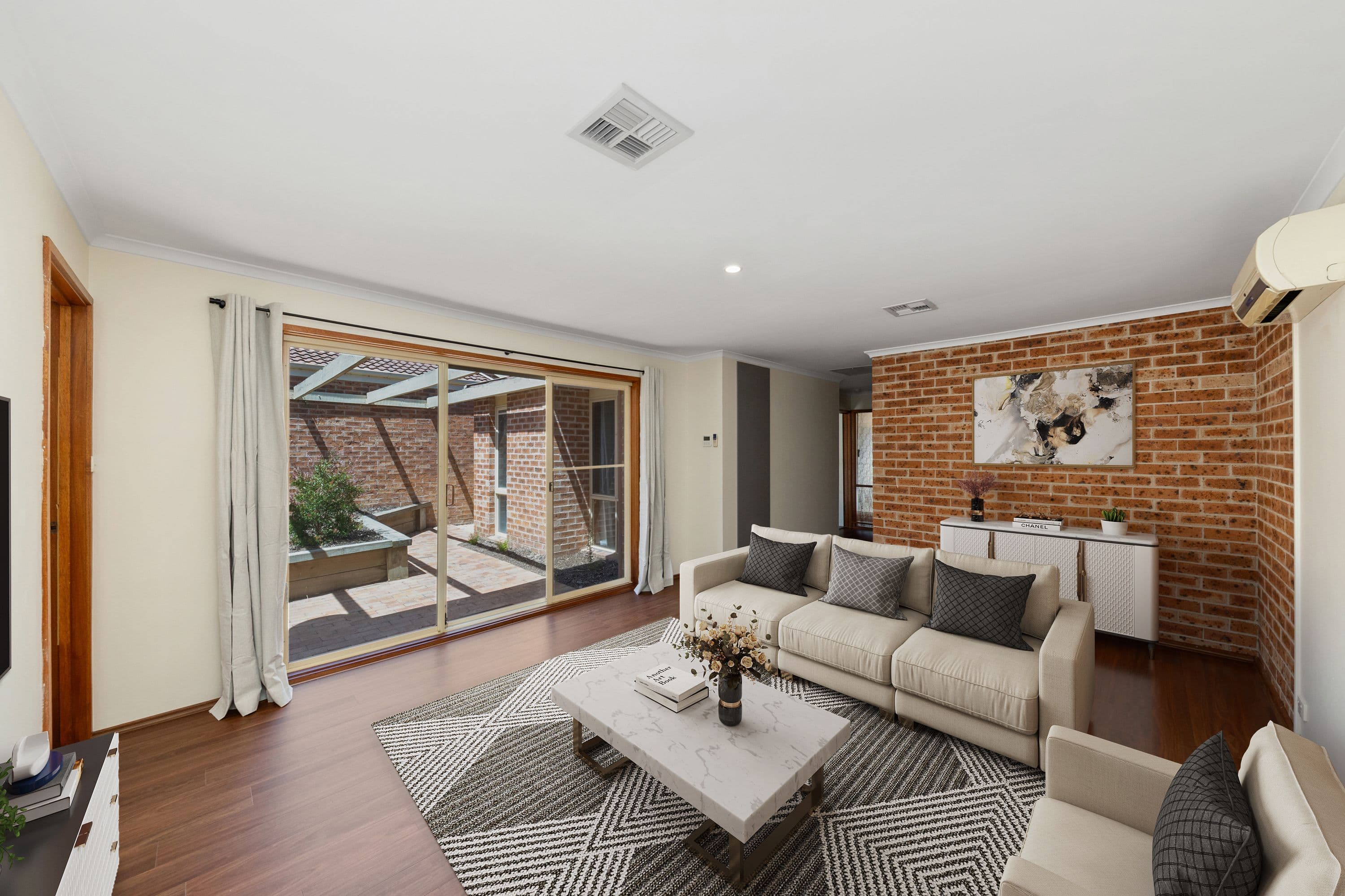 53 Collicott Circuit, Macquarie ACT 2614, Macquarie - Thumbnail 2
