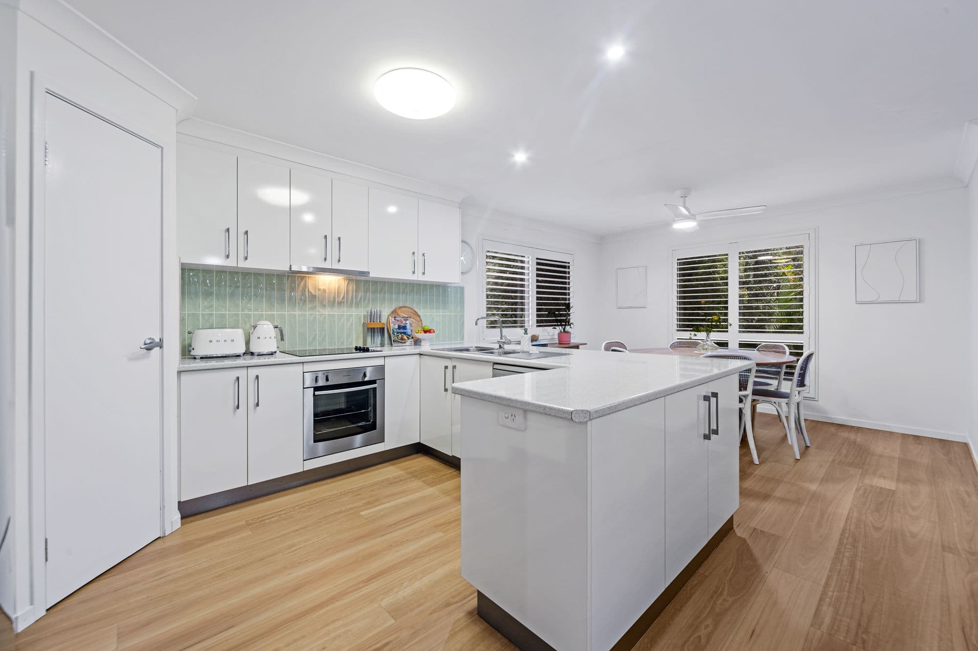 161A Scarborough Road, Redcliffe QLD 4020, Redcliffe - Thumbnail 3