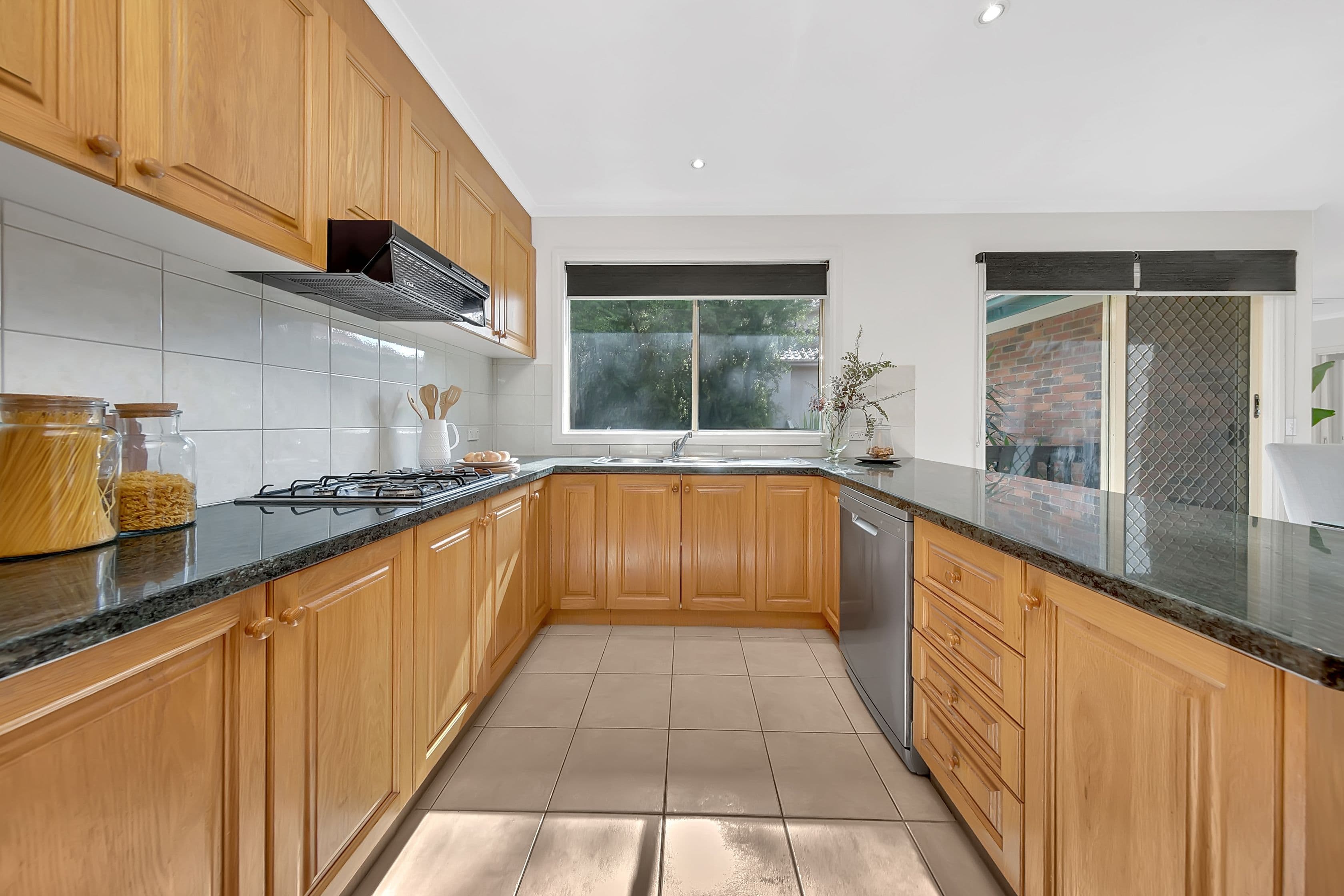 19 Montana Way, Mill Park VIC 3082, Mill Park - Thumbnail 3
