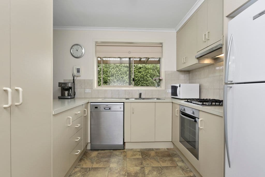 7/101A Hillcrest Avenue, South Nowra NSW 2541, South Nowra - Thumbnail 3