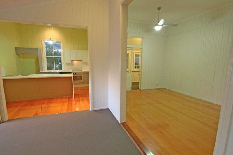 15 Eileen Street, BOOVAL QLD 4304, Booval - Thumbnail 8