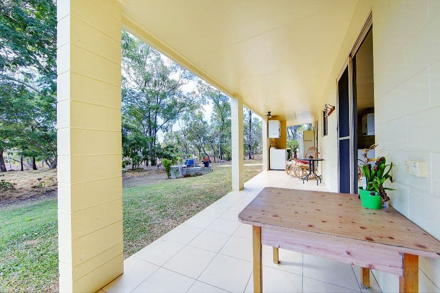 11 Mt Kulburn Drive, JENSEN QLD 4818, Jensen - Thumbnail 8