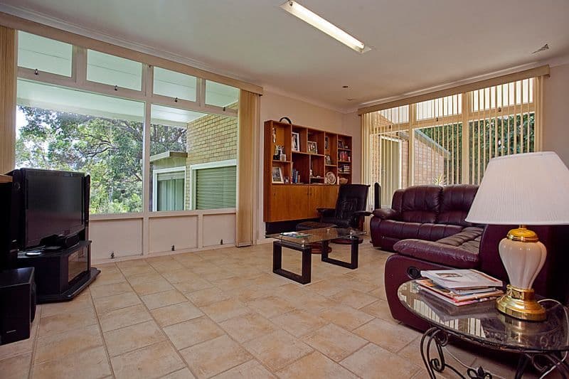 58 Coolinga Road, LESMURDIE WA 6076, Lesmurdie - Thumbnail 3