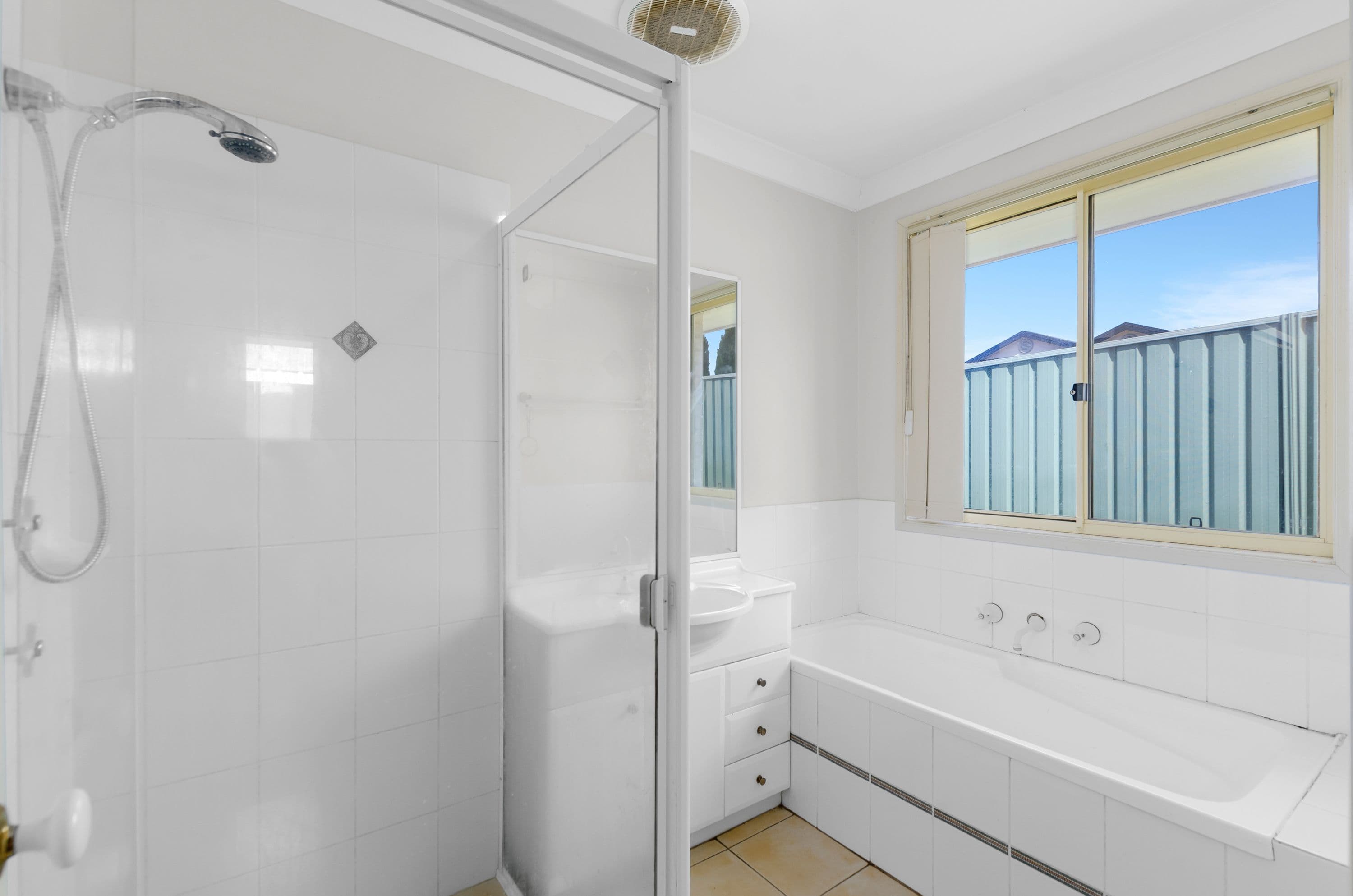 61 Timms Place, Horsley - Thumbnail 6