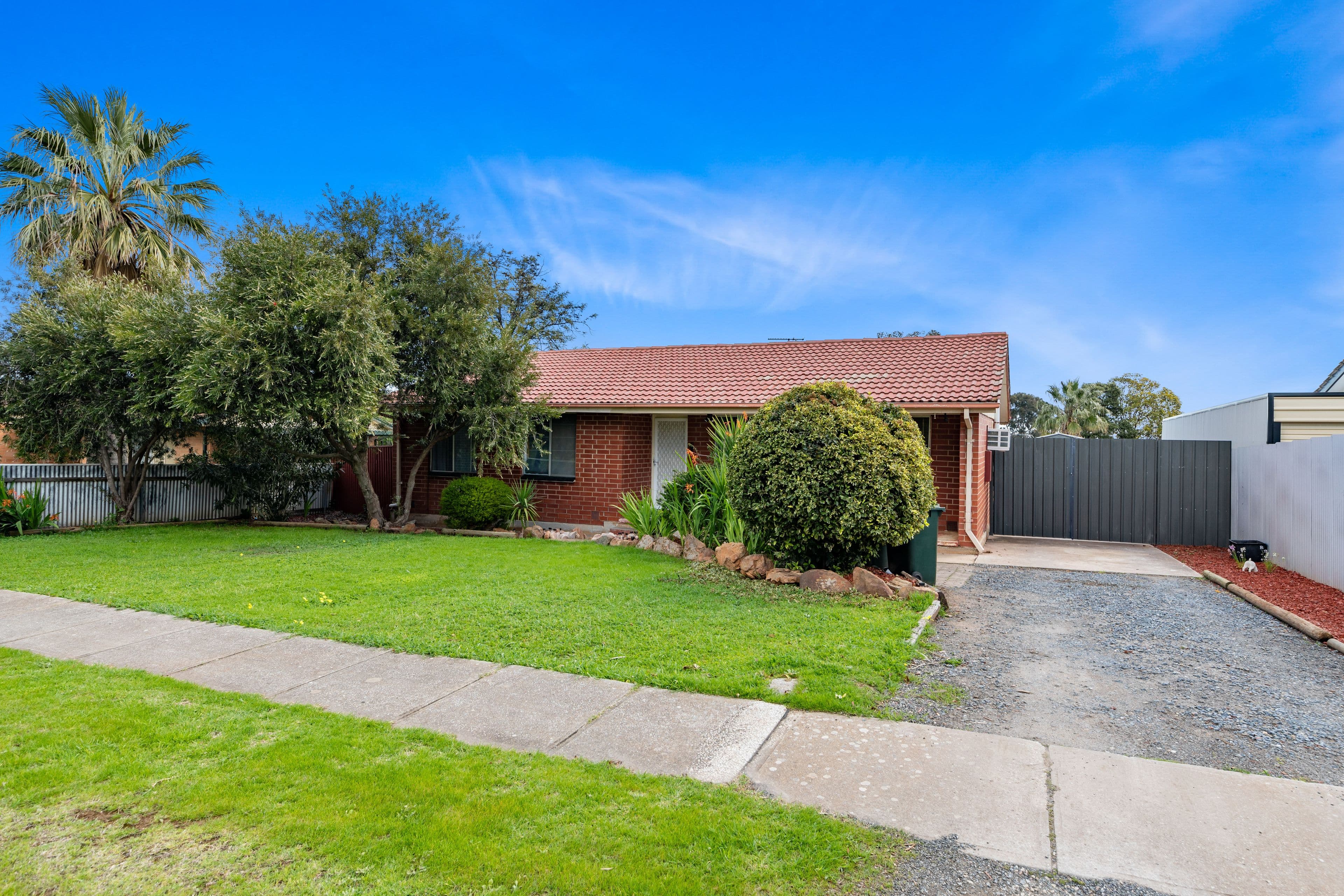33 Stratton Road, Elizabeth Downs SA 5113, Elizabeth Downs - Image 1