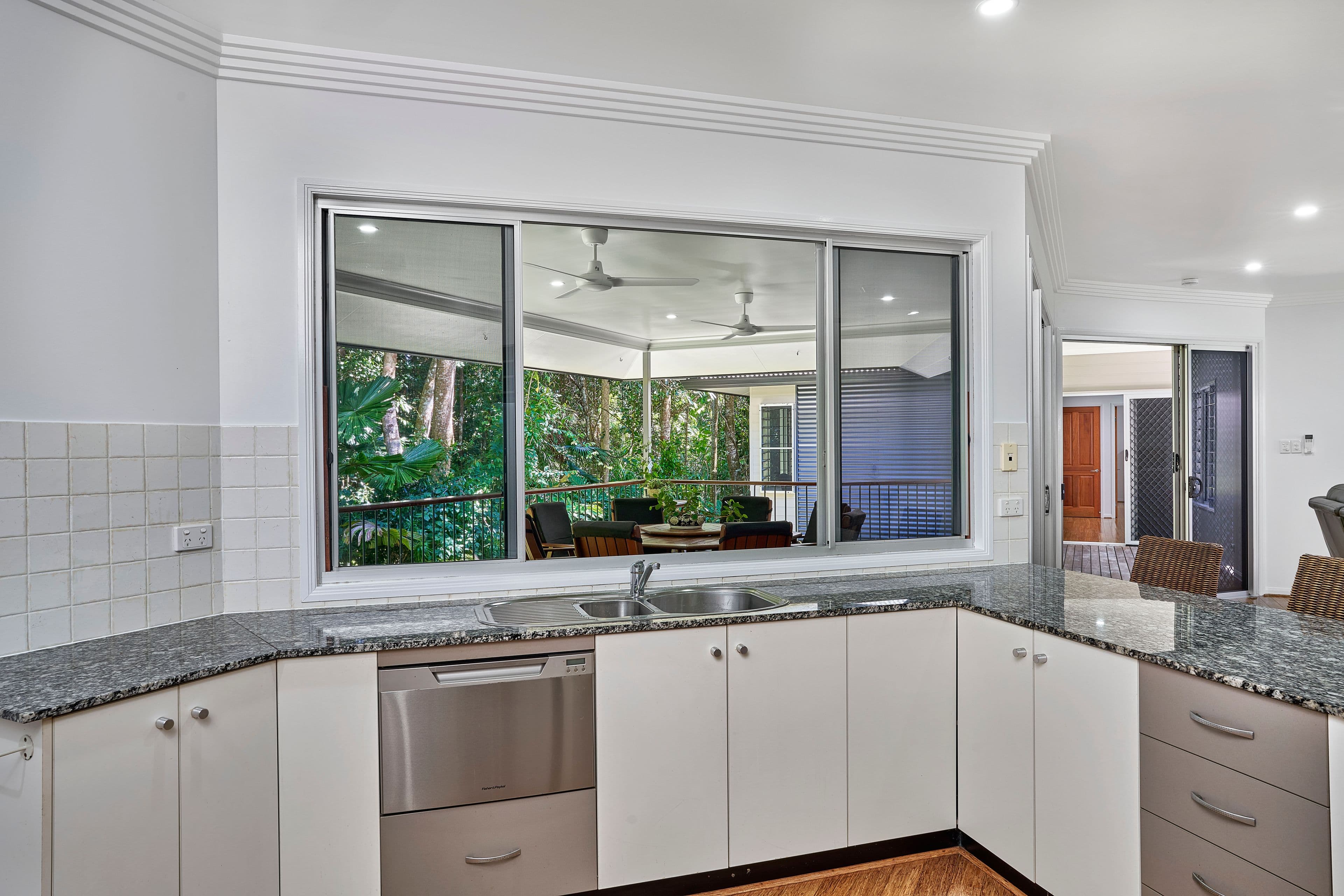 11 Coconut Grove, Kuranda QLD 4881, Kuranda - Thumbnail 8