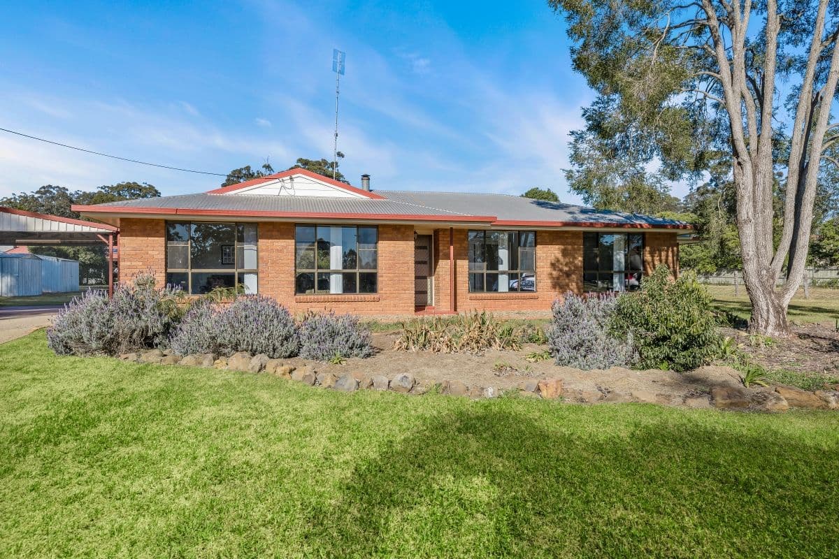 9 Mallee Court, Highfields QLD 4352, Highfields - Thumbnail 2