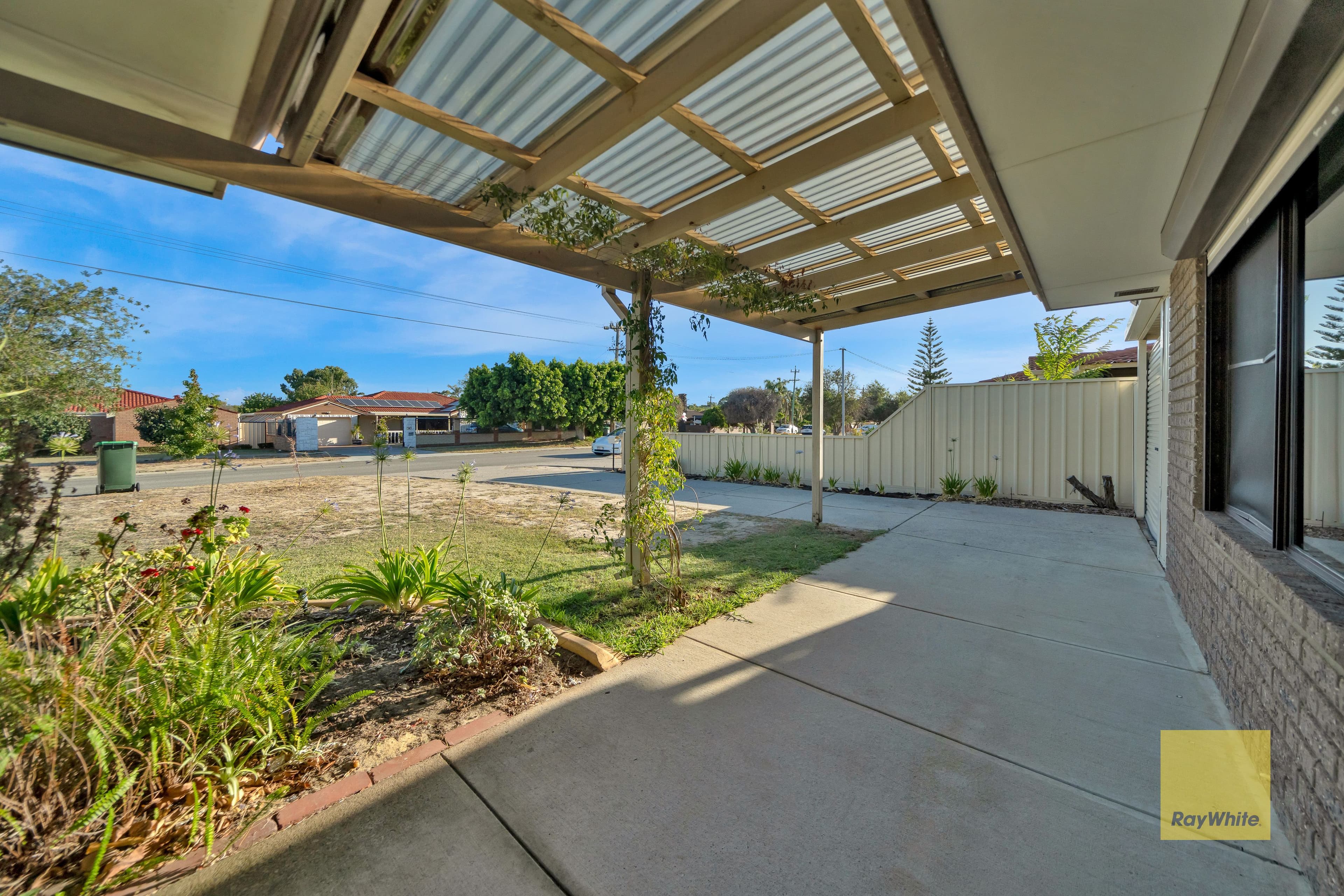 37 Gossamer Avenue, Mirrabooka WA 6061, Mirrabooka - Thumbnail 3