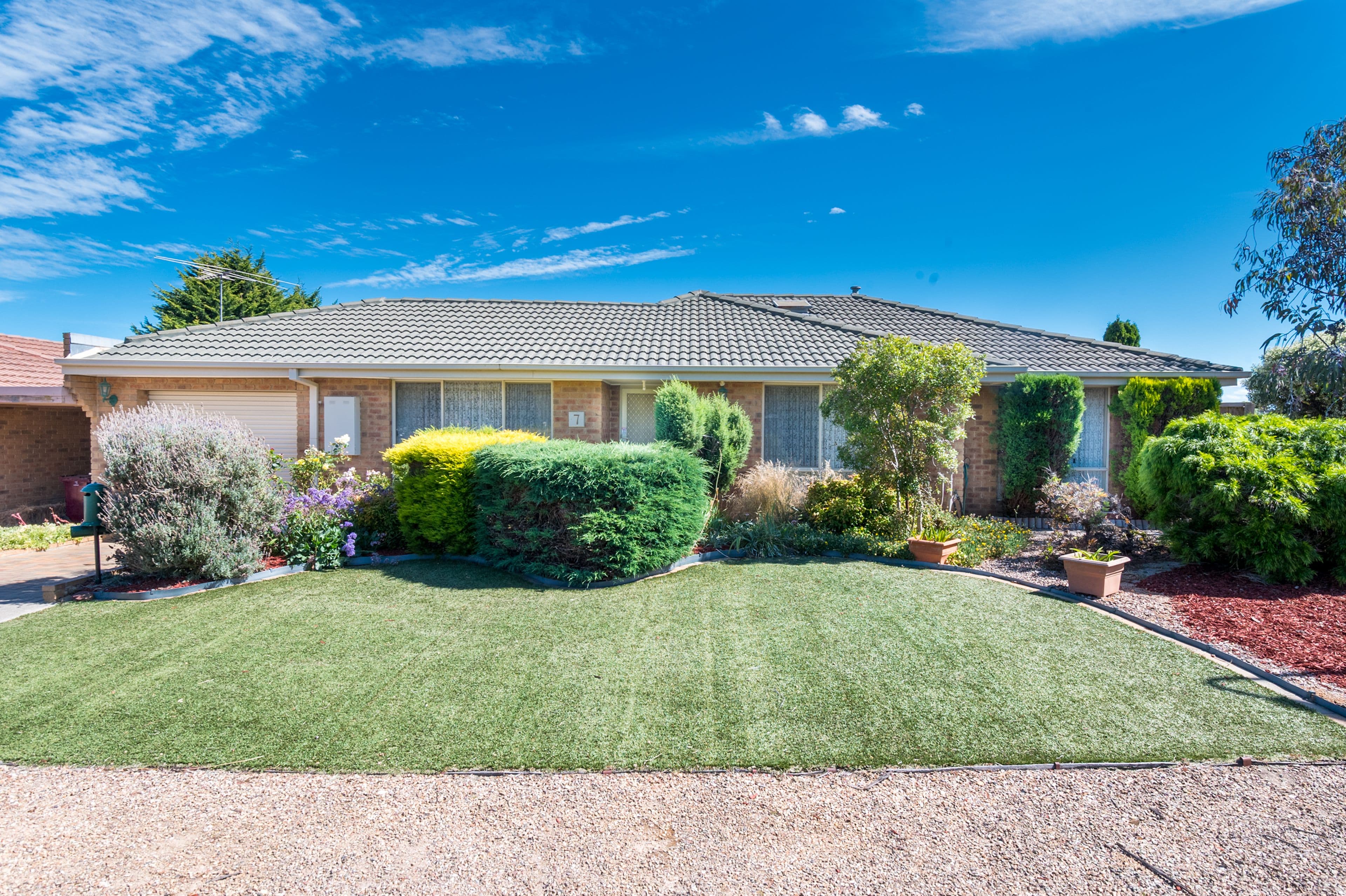 7 Egton Court, Craigieburn VIC 3064, Craigieburn - Thumbnail 2