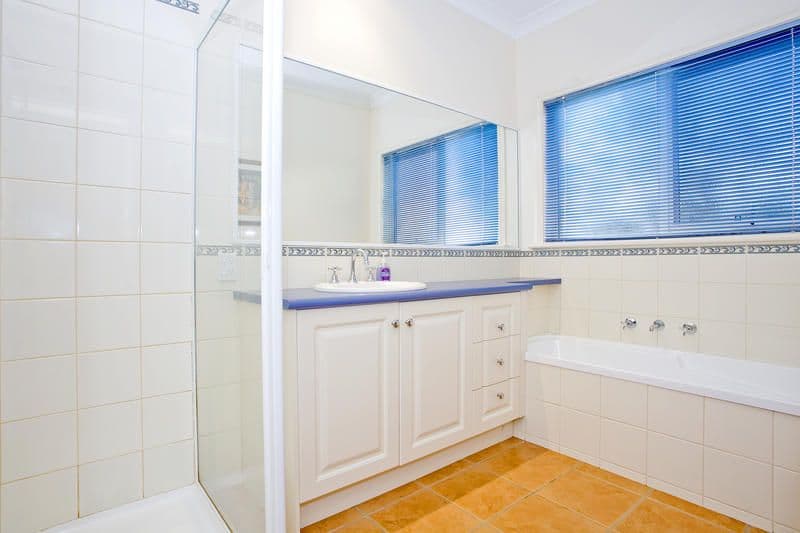 65 Lakeside Boulevard, LARA VIC 3212, Lara - Thumbnail 7