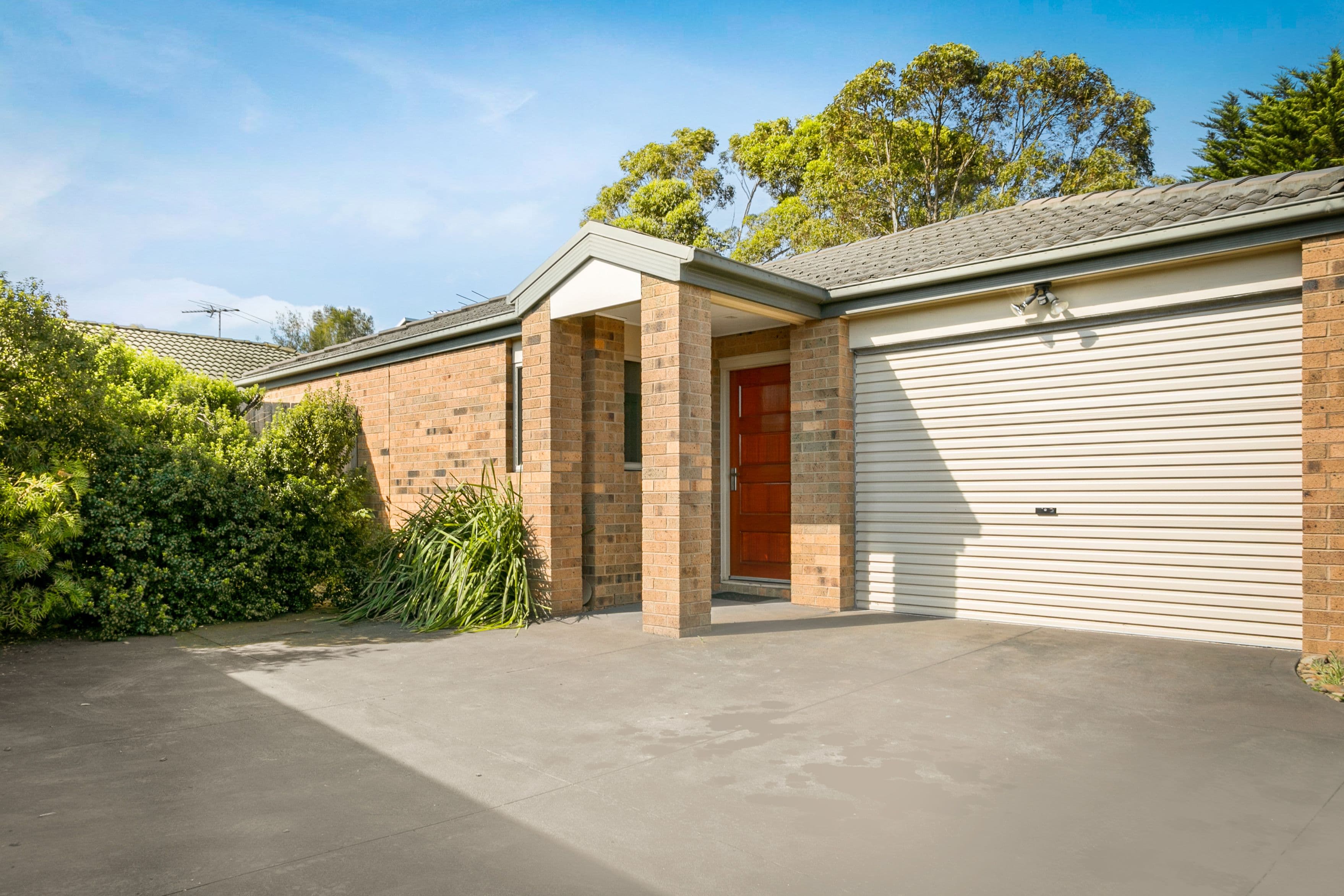 9/51 Alma Street, West Footscray - Image 1