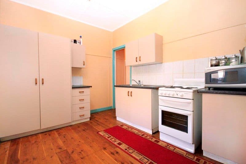 253 West Street, HARRISTOWN QLD 4350, Harristown - Thumbnail 2
