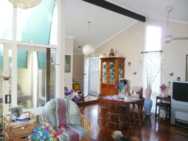 32 Avonlea Avenue, GOROKAN NSW 2263, Gorokan - Thumbnail 2