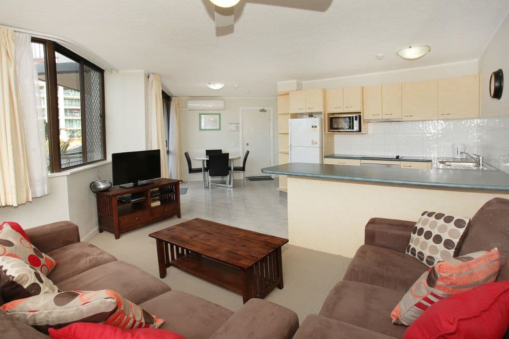 2 Maroubra Street, Maroochydore QLD 4558, Maroochydore - Thumbnail 2