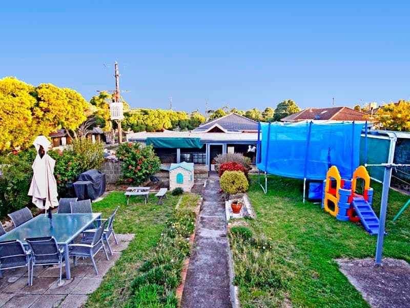 18 Maurice Street, HERNE HILL VIC 3218, Herne Hill - Thumbnail 2