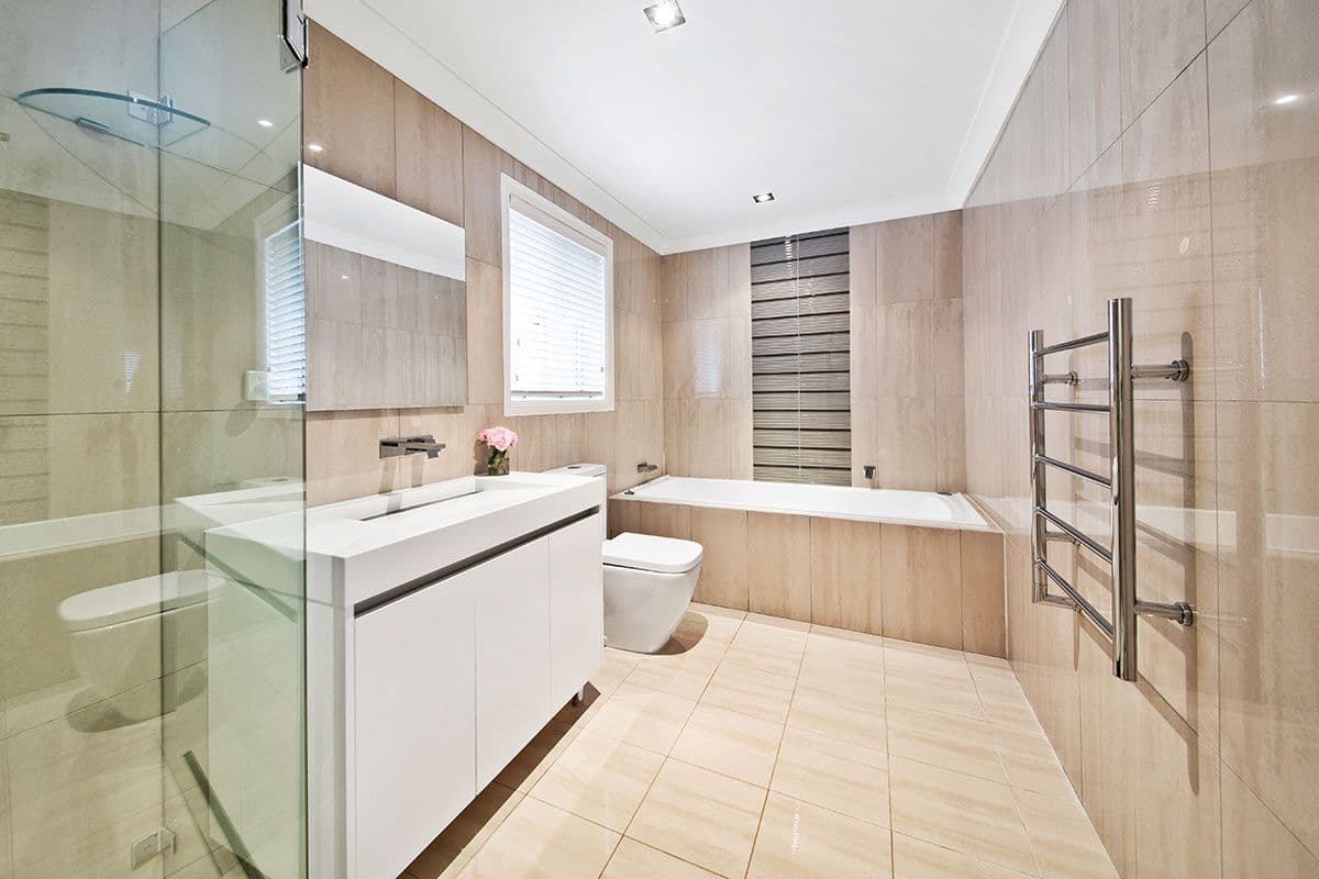 171 Brushwood Drive, Alfords Point - Thumbnail 8