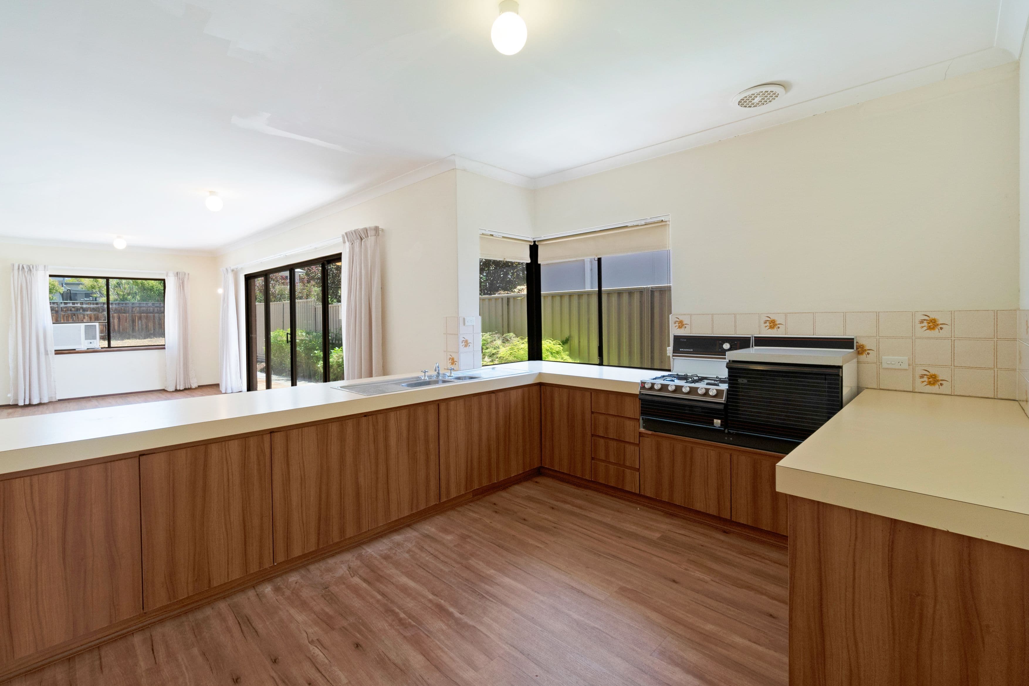 45 Napier Street, Nedlands WA 6009, Nedlands - Thumbnail 3