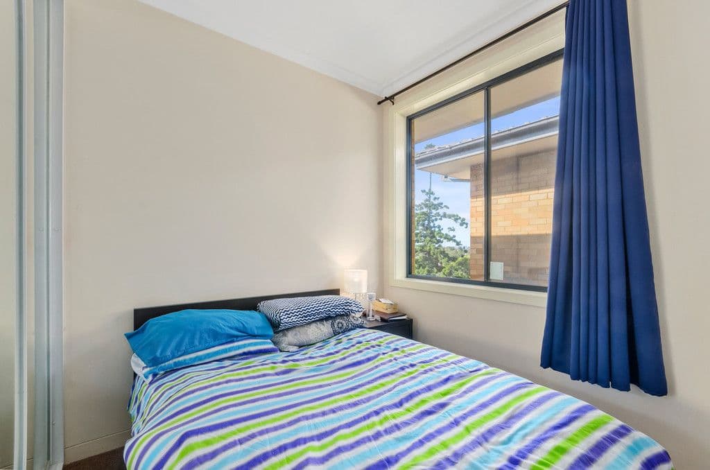 16 Woodlawn Avenue, Mangerton NSW 2500, Mangerton - Thumbnail 4