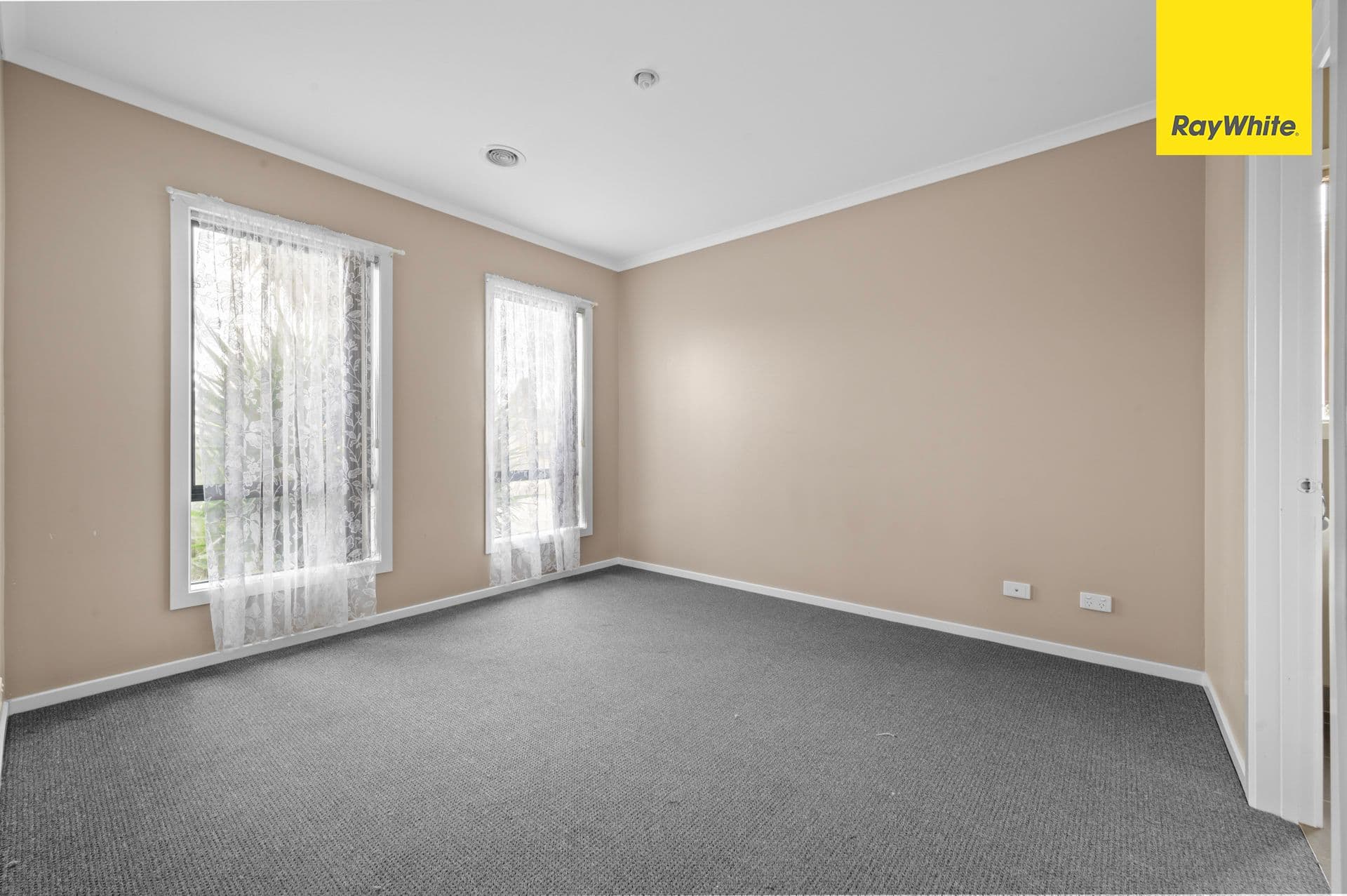 28 Spearfelt Street, Kurunjang VIC 3337, Kurunjang - Thumbnail 4