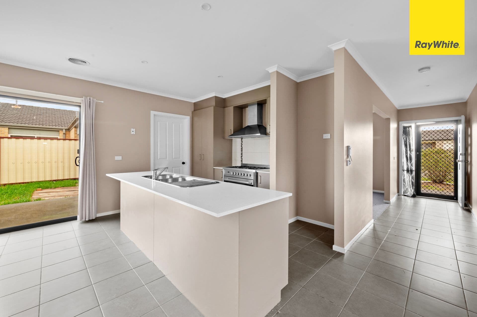 28 Spearfelt Street, Kurunjang VIC 3337, Kurunjang - Thumbnail 6