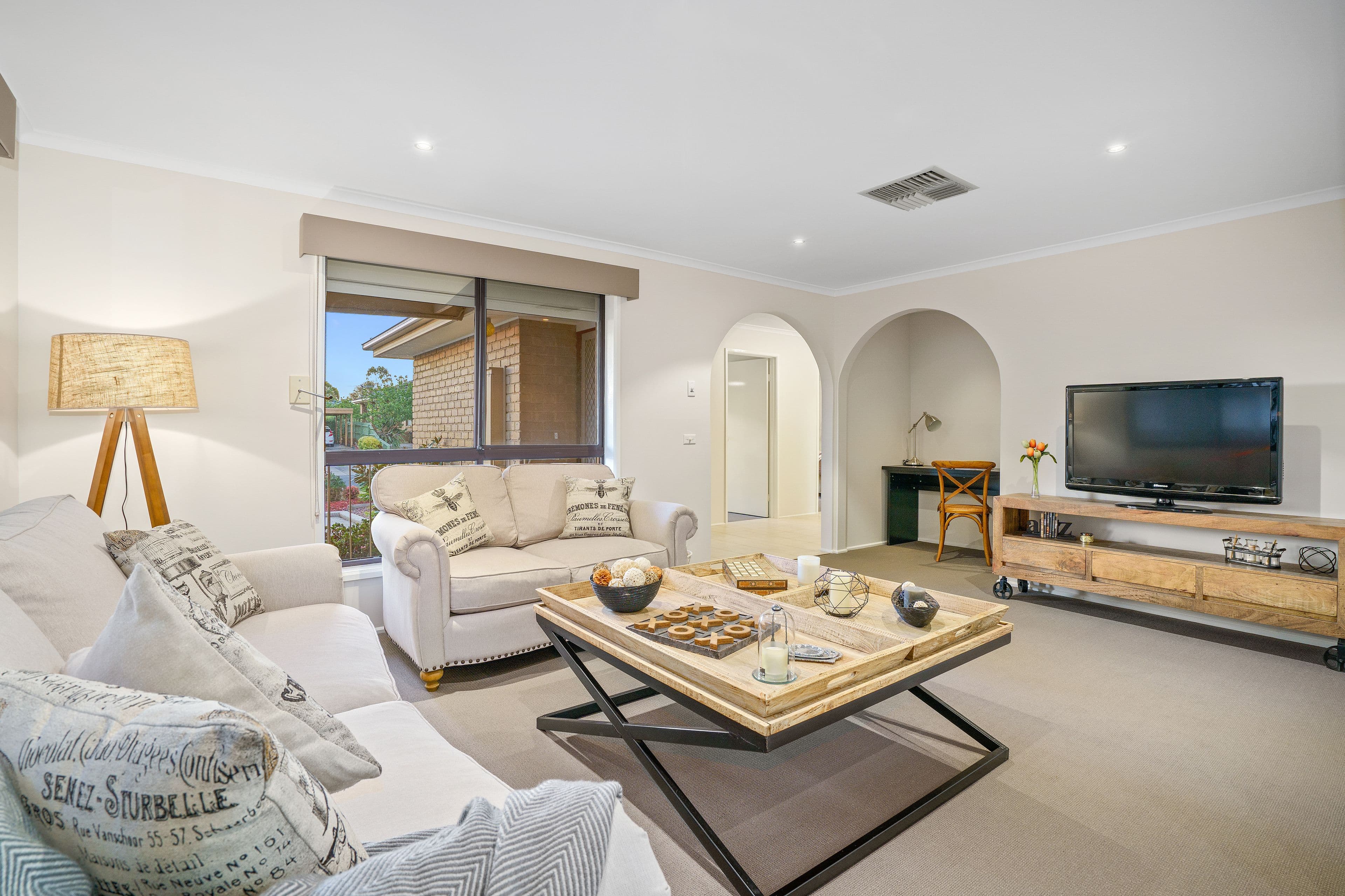 99 Mill Park Drive, Mill Park VIC 3082, Mill Park - Thumbnail 2