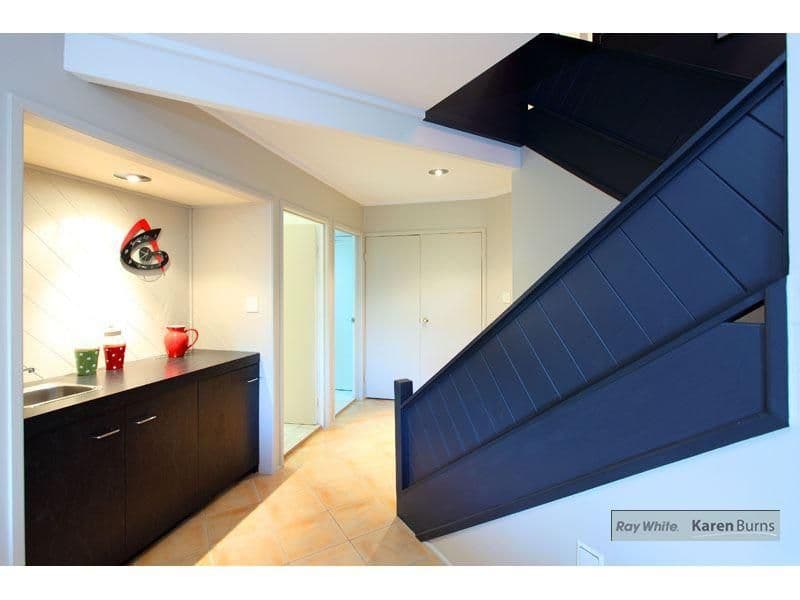 87 Bielby Road, KENMORE HILLS QLD 4069, Kenmore Hills - Thumbnail 4