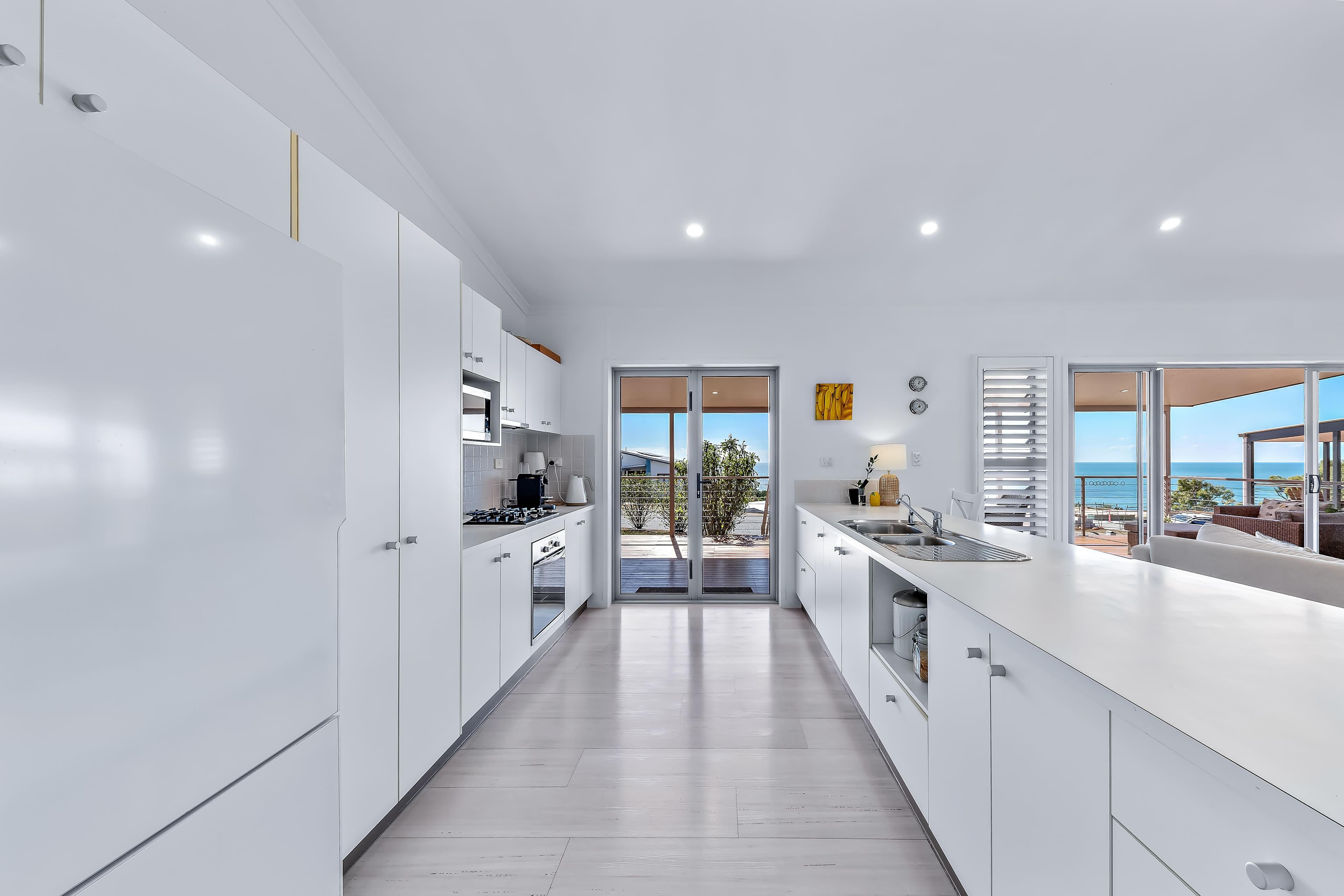 40 Blackcurrant Drive, Hideaway Bay QLD 4800, Hideaway Bay - Thumbnail 3