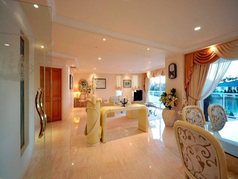 15 Karabella Court, MERMAID WATERS QLD 4218, Mermaid Waters - Thumbnail 5