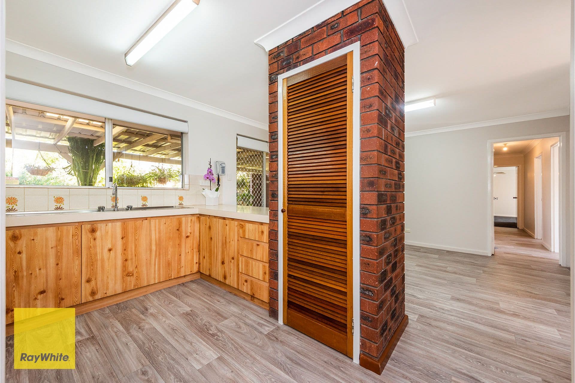 17 Ind Street, Lesmurdie WA 6076, Lesmurdie - Thumbnail 7