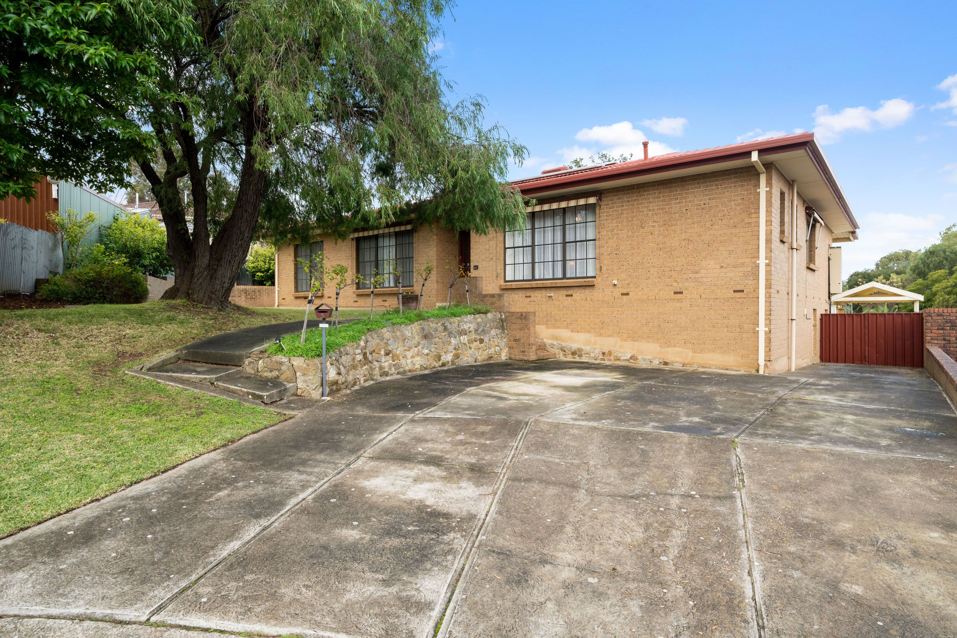 5 Pepper Tree Pocket, Valley View SA 5093, Valley View - Image 1