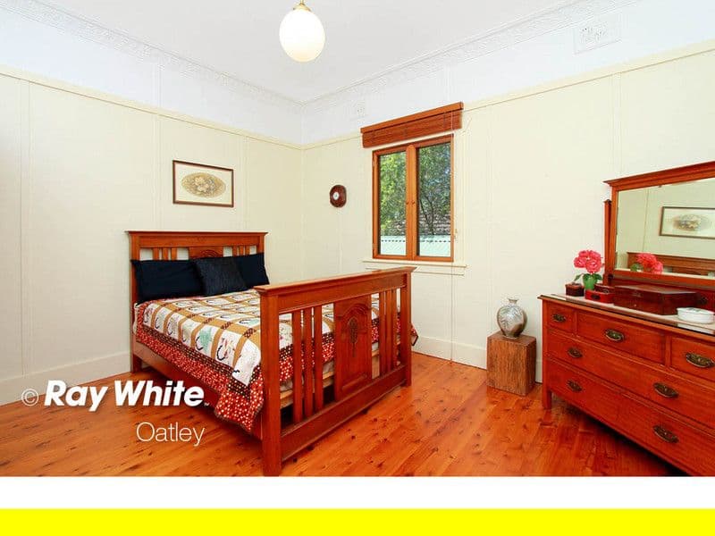 33 Kitchener Street, OATLEY NSW 2223, Oatley - Thumbnail 7