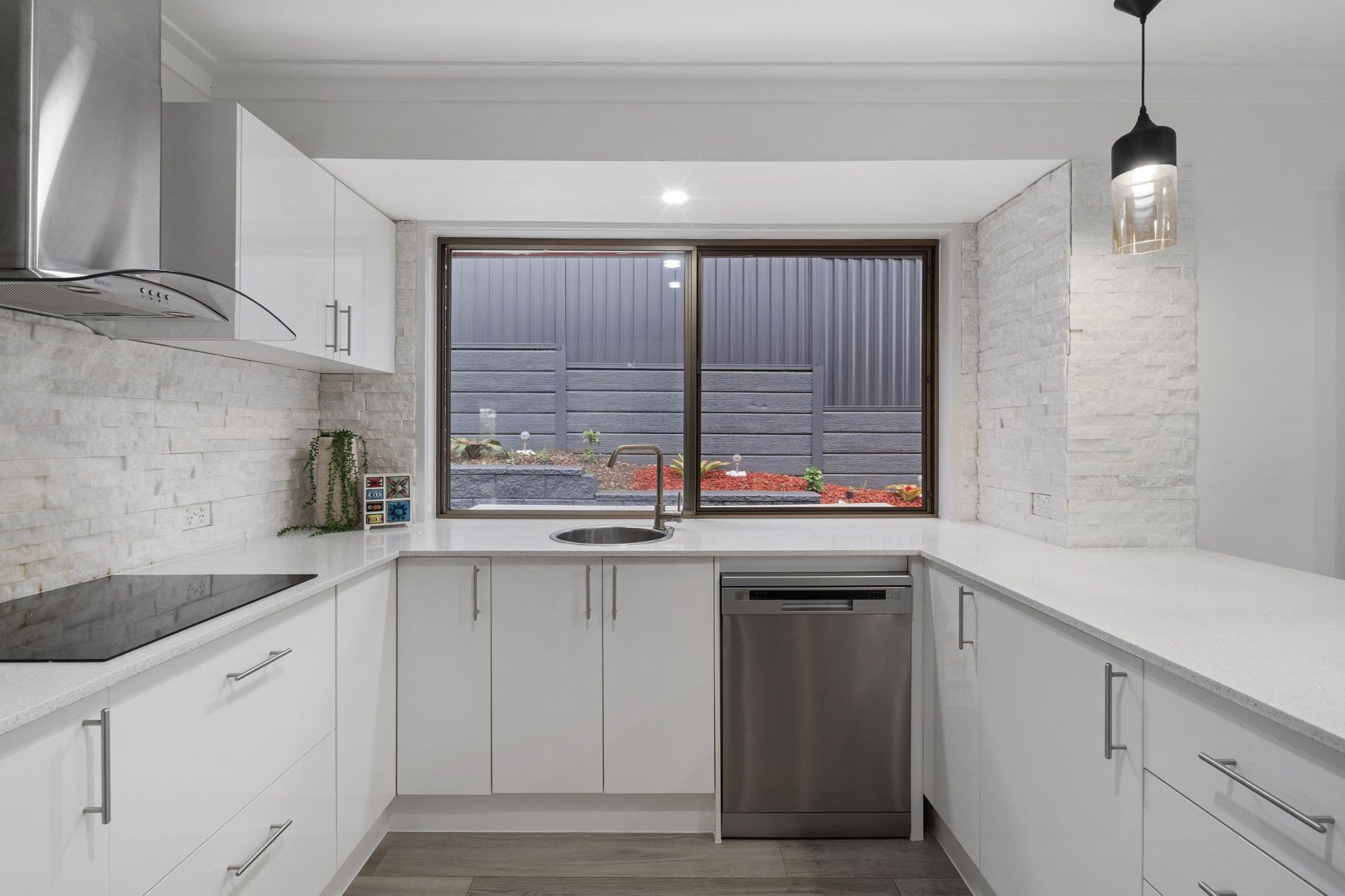 16 Narraport Crescent, Beenleigh QLD 4207, Beenleigh - Thumbnail 4