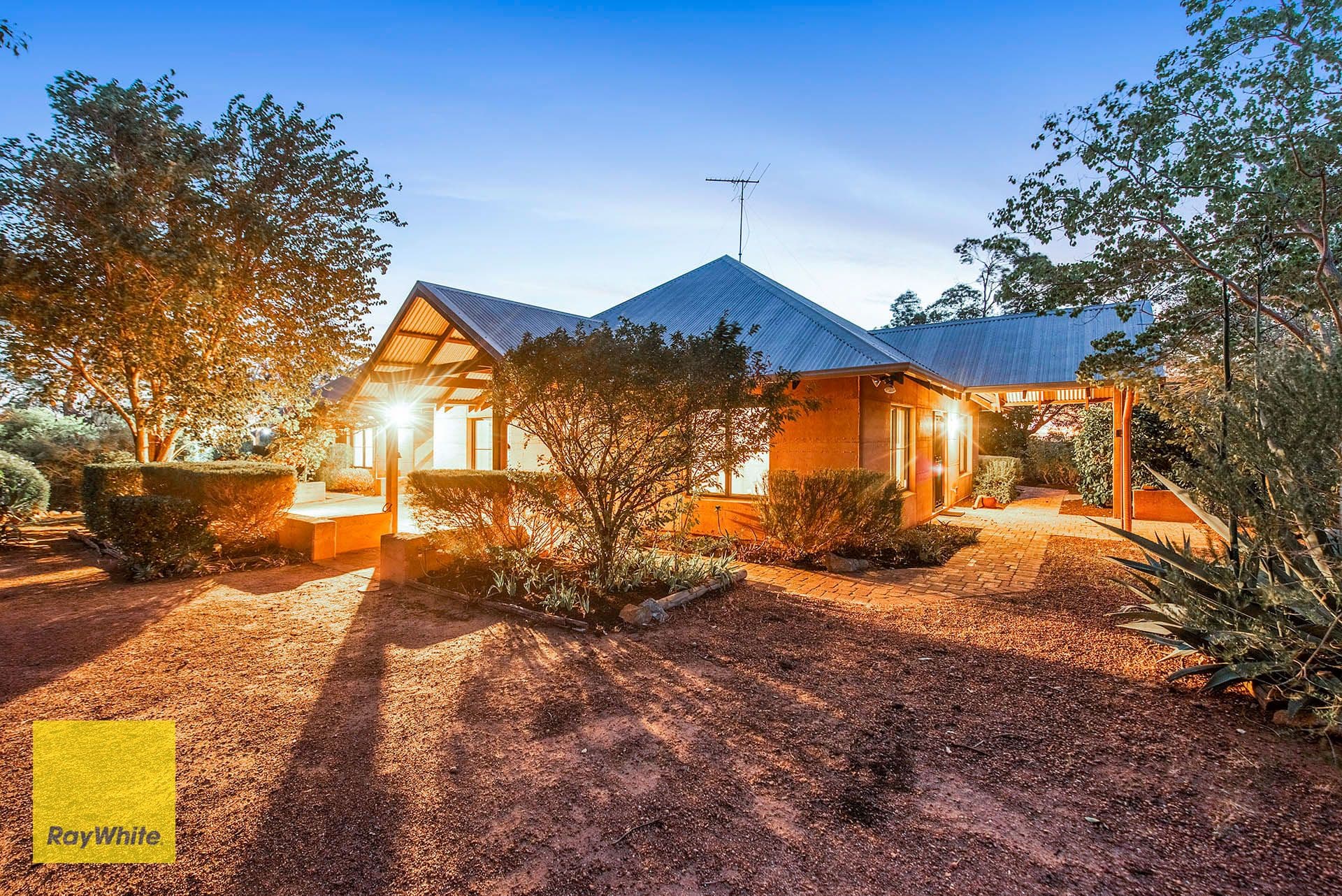 11 Summerfield Place, Gooseberry Hill WA 6076, Gooseberry Hill - Image 1