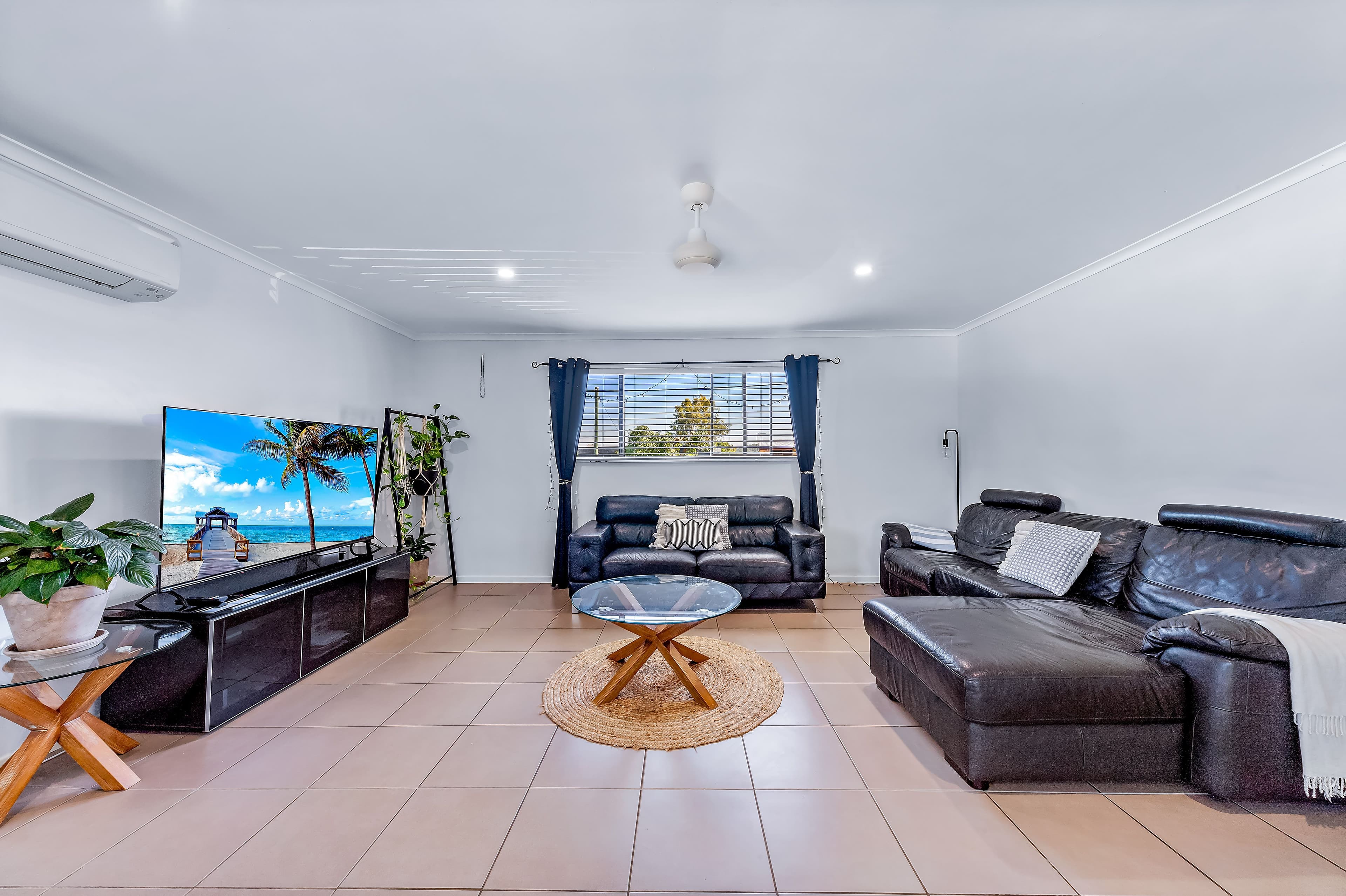 21 Stewart Drive, Cannonvale QLD 4802, Cannonvale - Thumbnail 3