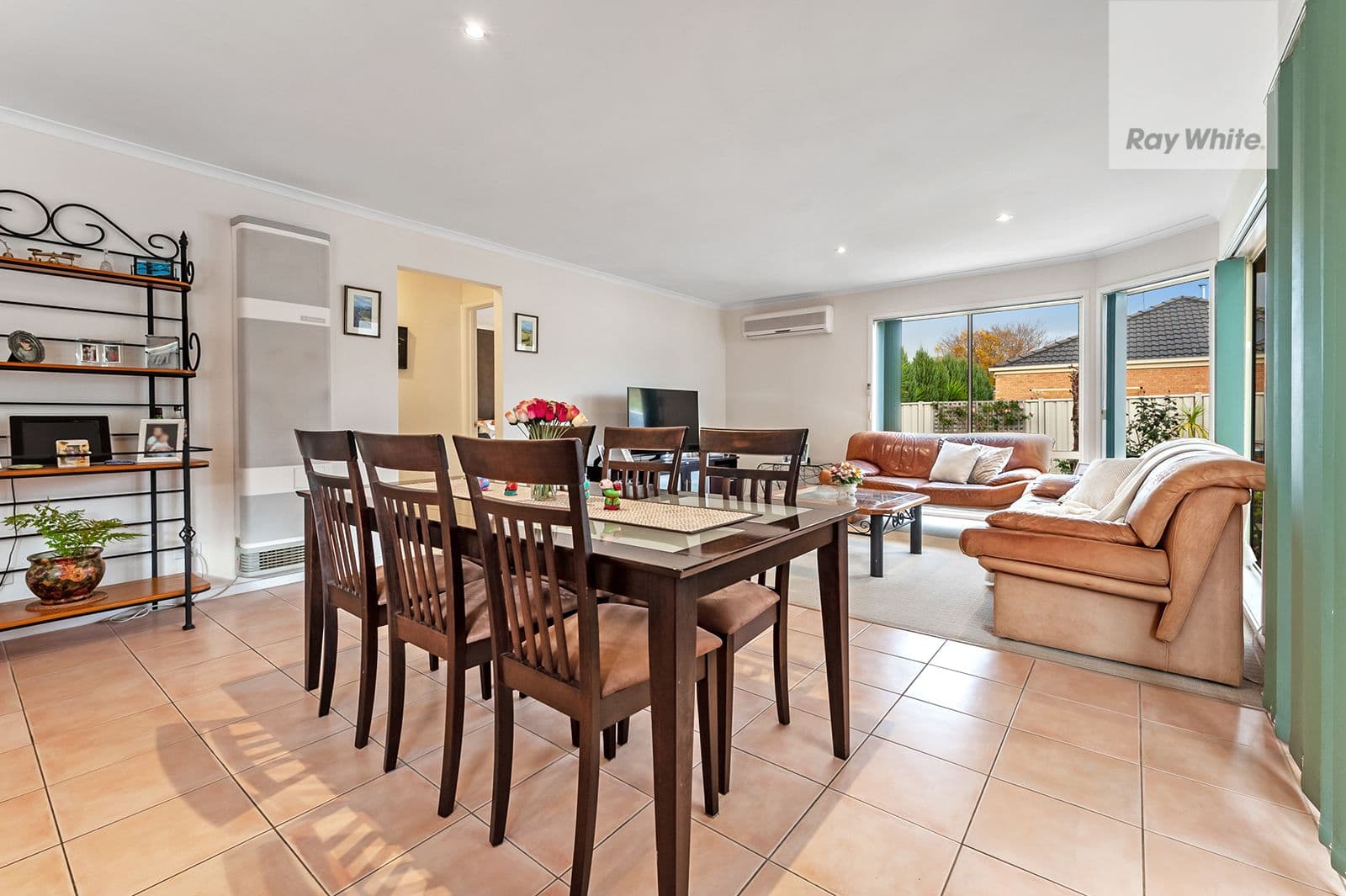 39 Lakes Drive, Craigieburn VIC 3064, Craigieburn - Thumbnail 5