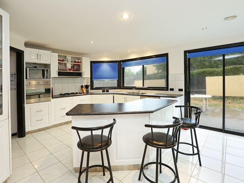 7 Regency Close, Wandana Heights VIC 3216, Wandana Heights - Thumbnail 5