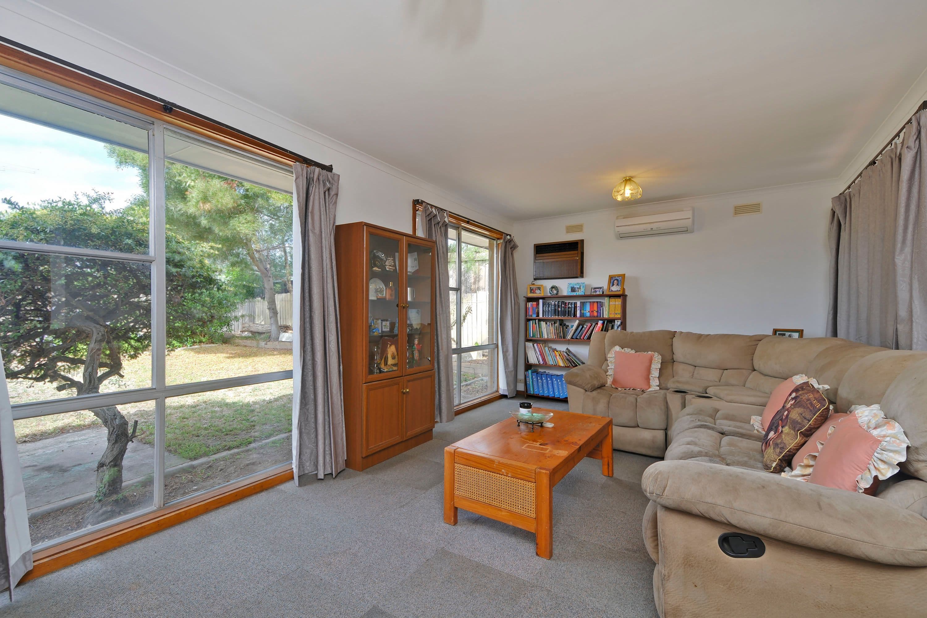 34 Hawthorn Crescent, Churchill VIC 3842, Churchill - Image 1