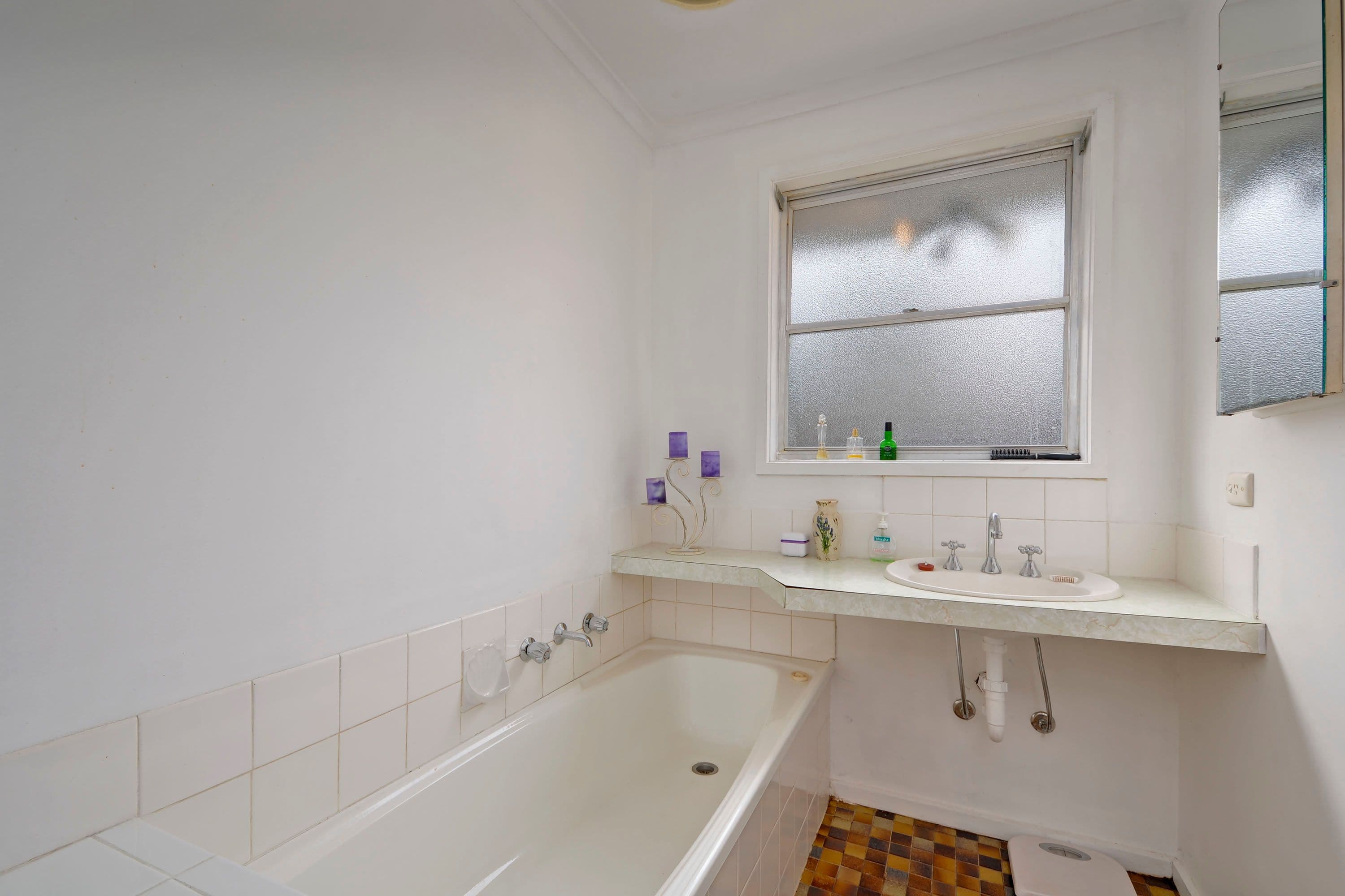 34 Hawthorn Crescent, Churchill VIC 3842, Churchill - Thumbnail 3
