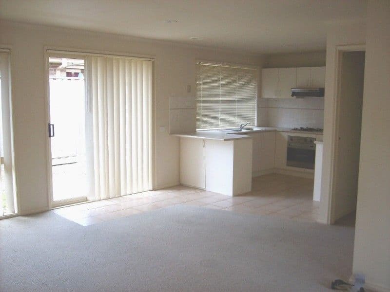 2 Spray Street, FRANKSTON VIC 3199, Frankston - Thumbnail 3