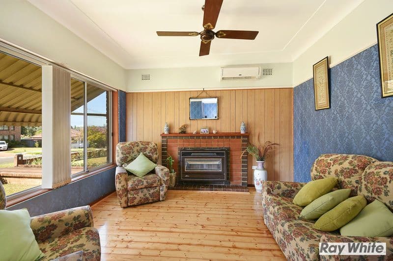 31 Irene Crescent, Eastwood - Thumbnail 2