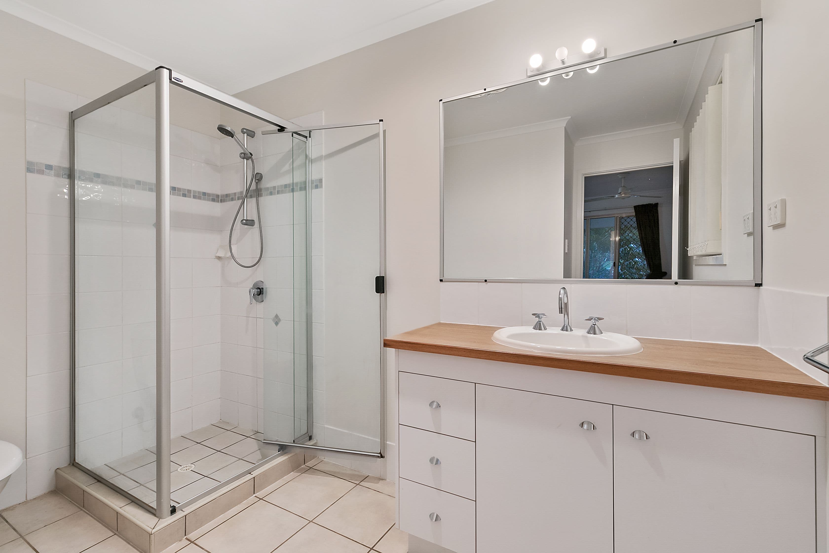 8 Zahner Place, Manly West QLD 4179, Manly West - Thumbnail 6