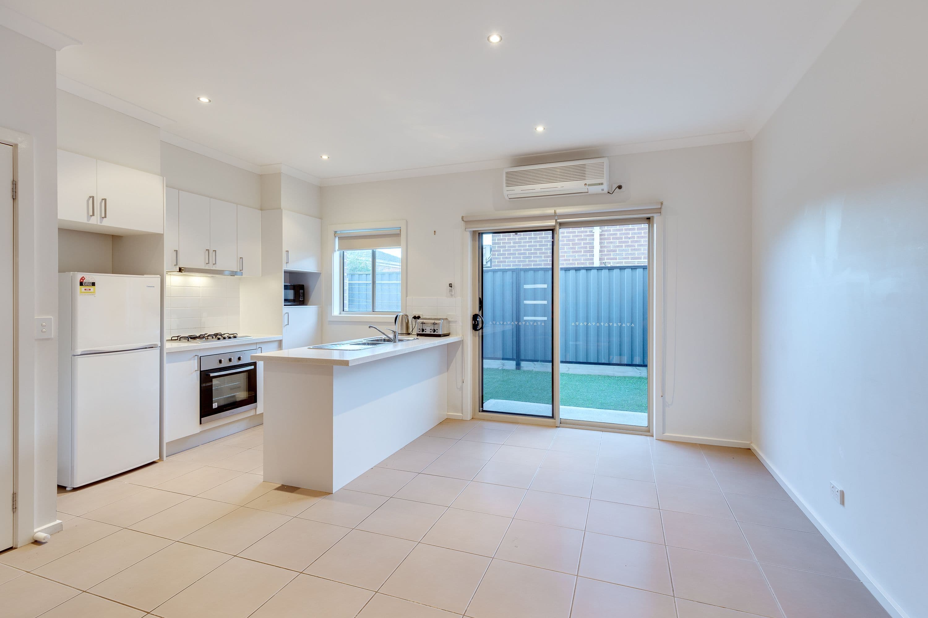 21 Yumbarra Parade, Wollert VIC 3750, Wollert - Thumbnail 2